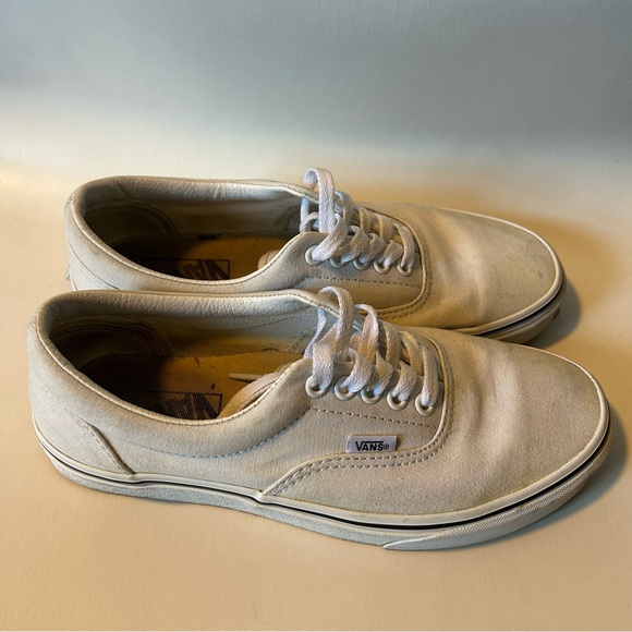 Vans Cream Sneakers with Canvas Upper and Rubber Sole - Picture 4 of 6